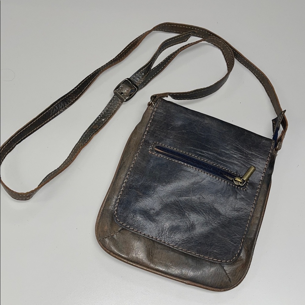 Stylish Blue tone hues Leather Crossbody Bag